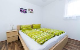 Moderne Souterrainwohnung