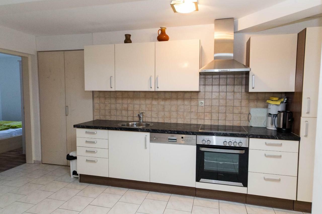 Moderne Souterrainwohnung Crikvenica Kültér fotó