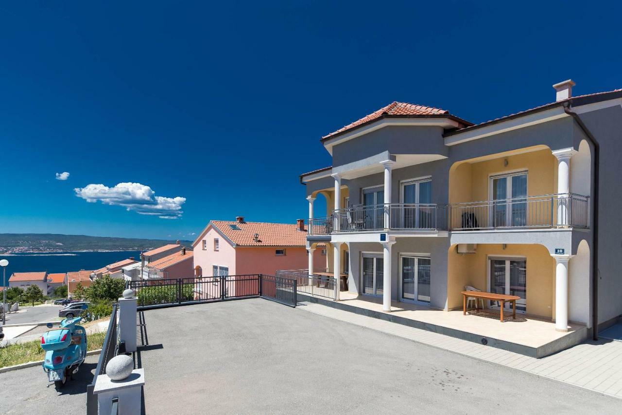 Moderne Souterrainwohnung Crikvenica Kültér fotó